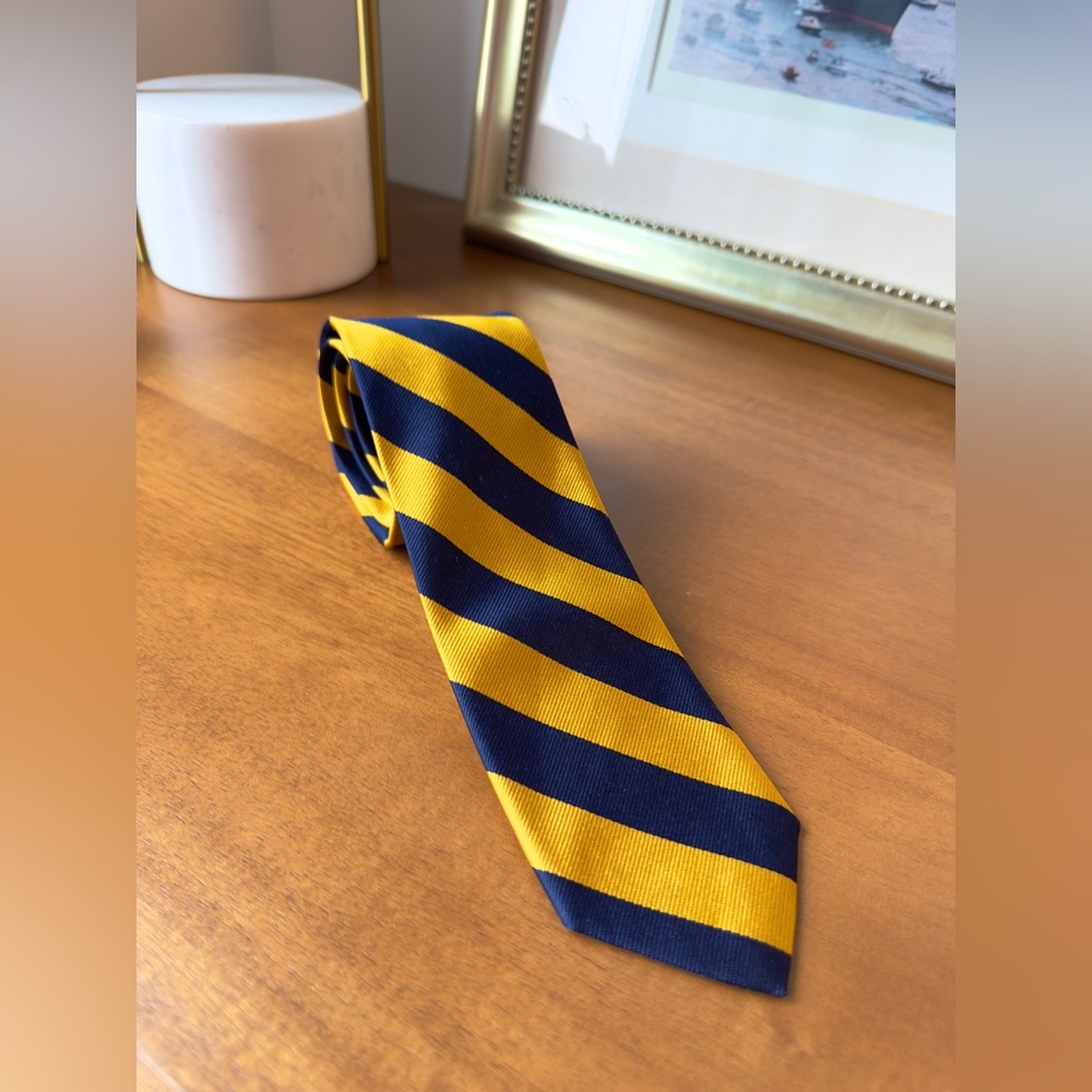 J.Crew classic rep tie in Navy and Yellow Stripes Pristine condition